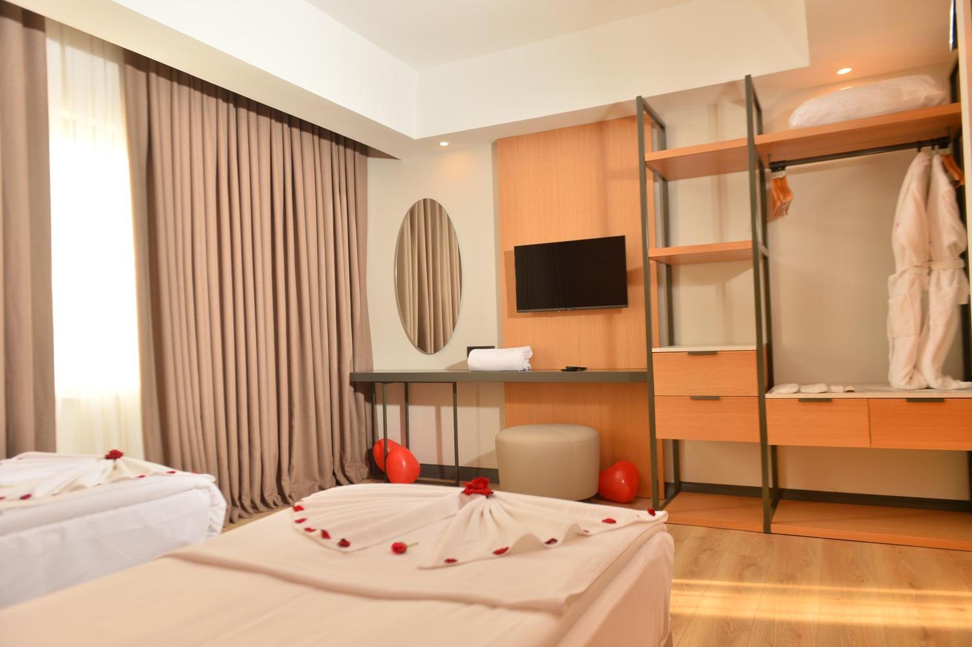 Miarosa Kemer Beach Exterior photo